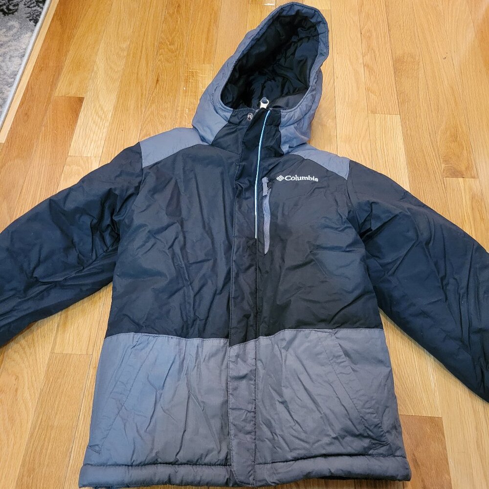 Columbia brand boys coat size XS 6-7
